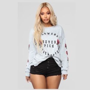 5 for $25! Fashion Nova Gray Graphic Print Sweater